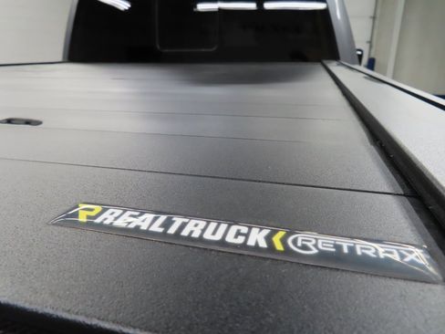 Used 2024 Ford F150 Platinum w/ FX4 Off-Road Package image 41