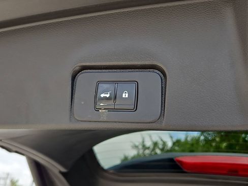 Used 2023 Nissan Rogue SL w/ SL Premium Package FWD image 35