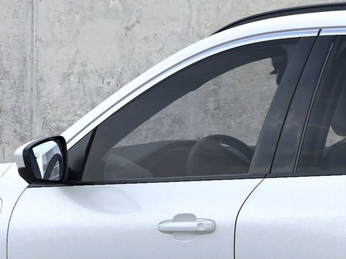 Used 2025 Ford Escape SE image 43