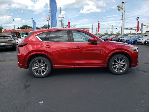 Used 2024 MAZDA CX-5 AWD 2.5 S w/ Premium Package image 2