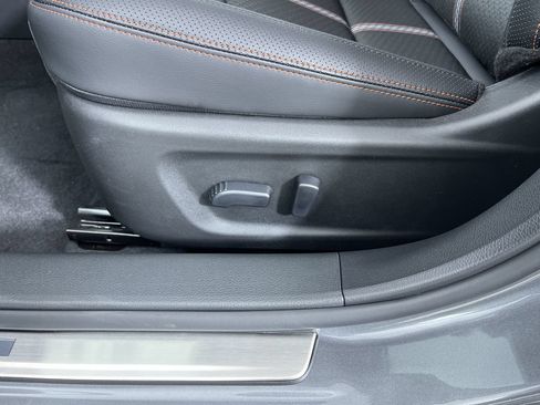 Certified 2025 Nissan Altima 2.5 SR AWD/4WD image 12