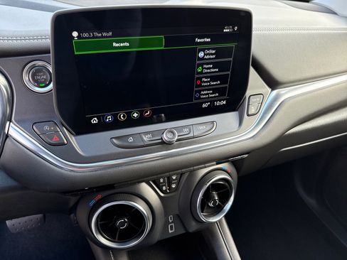 Used 2025 Chevrolet Blazer LT image 20