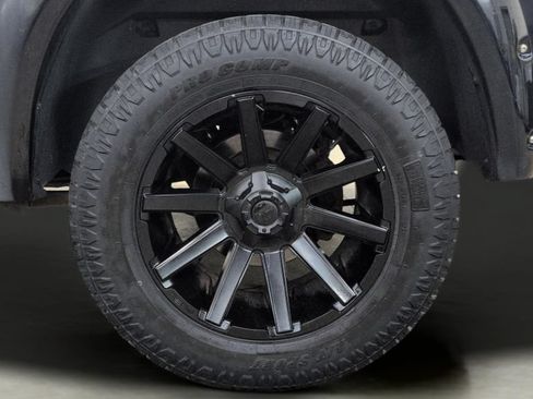 Used 2019 RAM 1500 Express w/ Wheel & Sound Group AWD/4WD image 30
