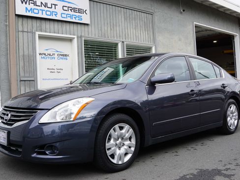 Used 2010 Nissan Altima 2.5 FWD image 4