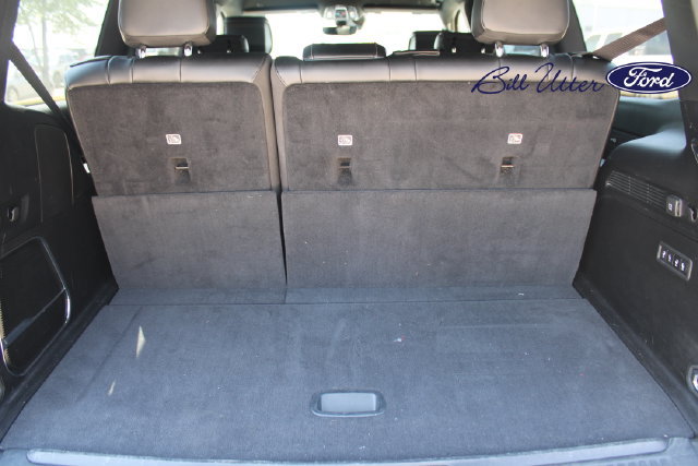 Used 2022 Jeep Wagoneer Series II w/ Rear Seat Video Group 1 RWD image 8