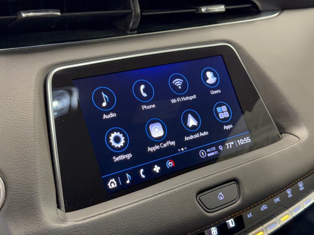 Used 2023 Cadillac XT4 Sport FWD image 23