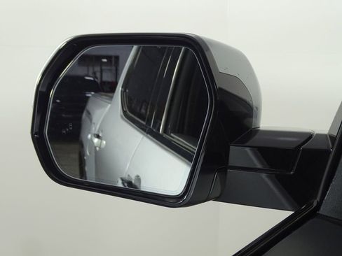 Used 2023 Toyota Tundra Platinum image 41