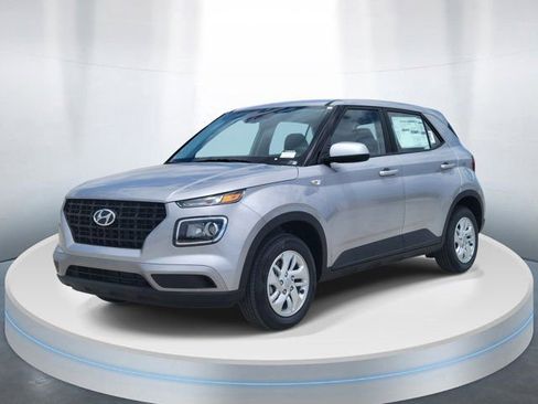 New 2026 Hyundai Venue SE FWD image 2