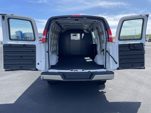 Certified 2024 Chevrolet Express 2500 w/ Driver Convenience Package RWD image 20