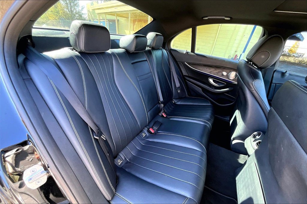 Used 2017 Mercedes-Benz E 300 4MATIC image 20