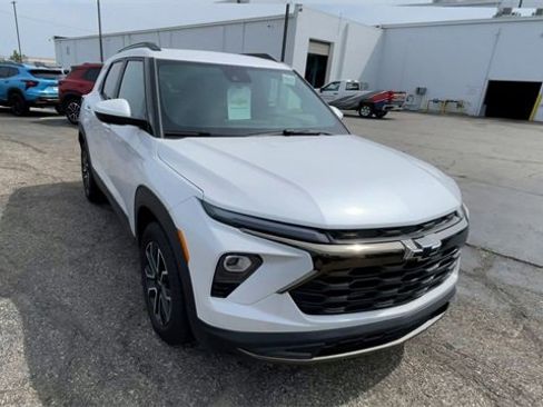 New 2025 Chevrolet TrailBlazer ACTIV w/ Convenience Package image 4