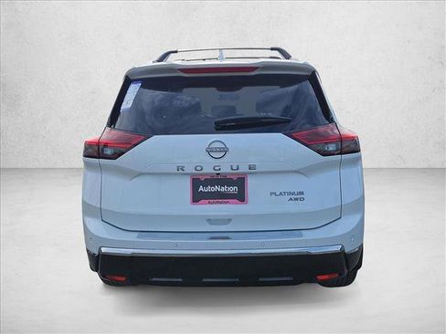 New 2026 Nissan Rogue Platinum image 8