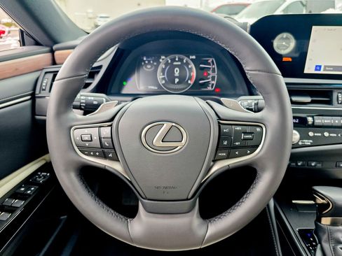Used 2023 Lexus ES 350 w/ Premium Package image 36
