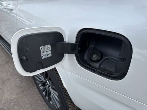 Certified 2025 Cadillac Escalade Sport Platinum image 22