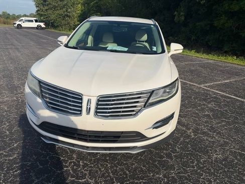 Used 2016 Lincoln MKC Select w/ Select Plus Package FWD image 4