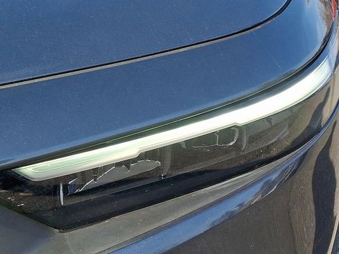 Used 2023 Honda Accord EX image 9