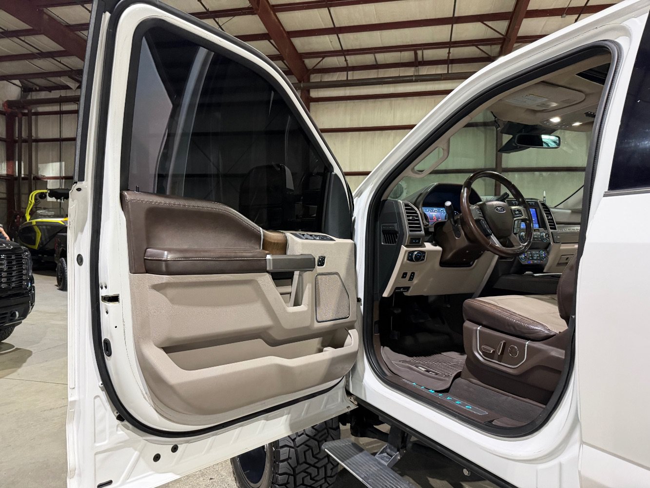 Used 2019 Ford F250 Limited w/ Snow Plow Prep Package AWD/4WD image 9