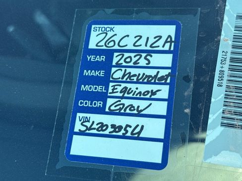 Used 2025 Chevrolet Equinox LT w/ Convenience Package II AWD/4WD image 9