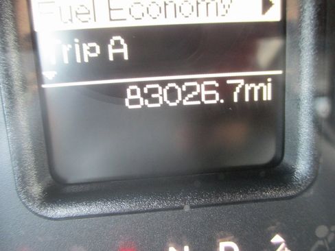 Used 2016 RAM 2500 SLT image 25