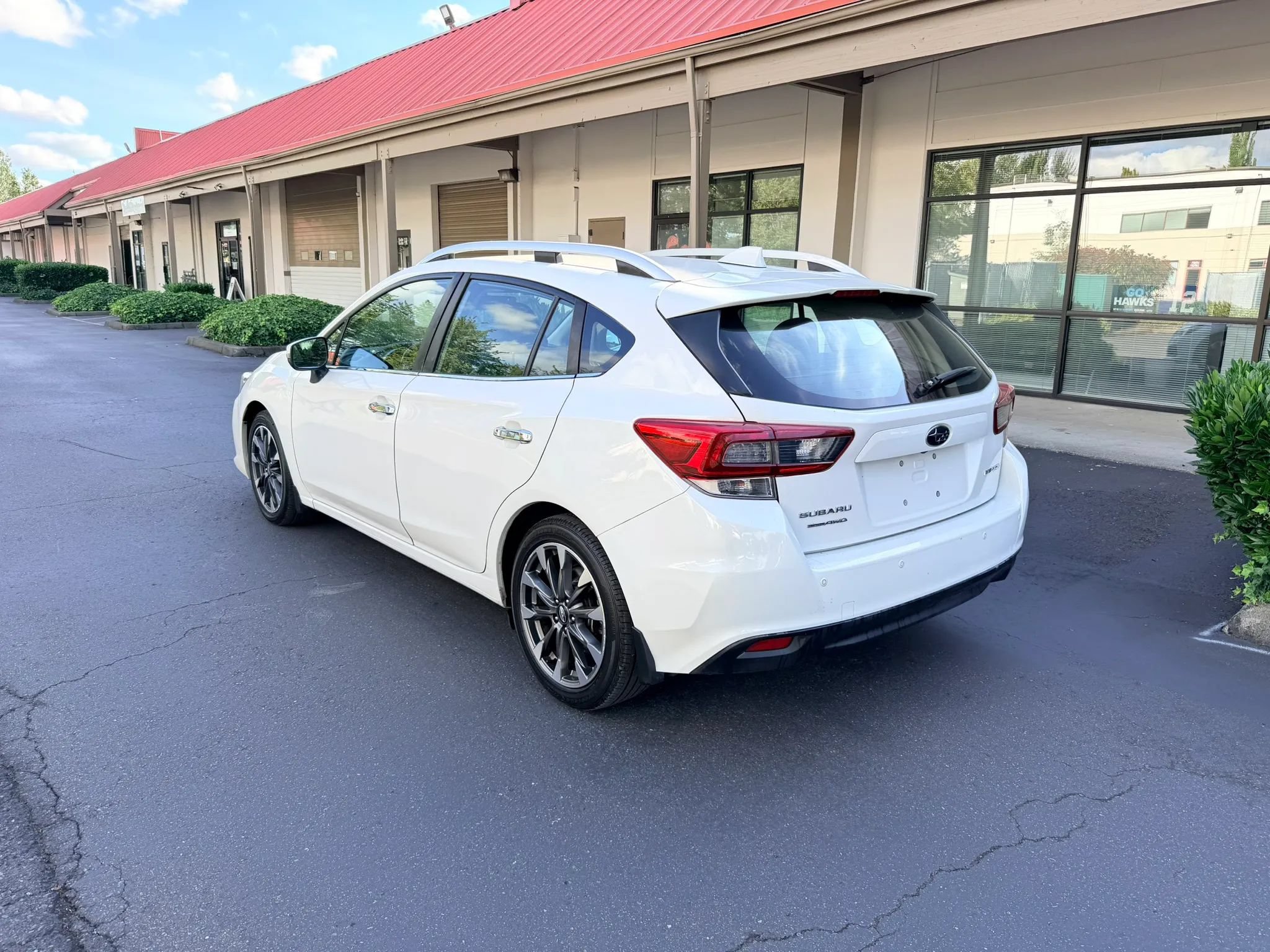 Used 2020 Subaru Impreza 2.0i Limited w/ Popular Package #2 AWD/4WD image 3
