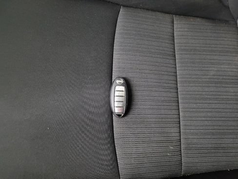 Used 2021 Nissan Sentra SV w/ Trunk Package image 32