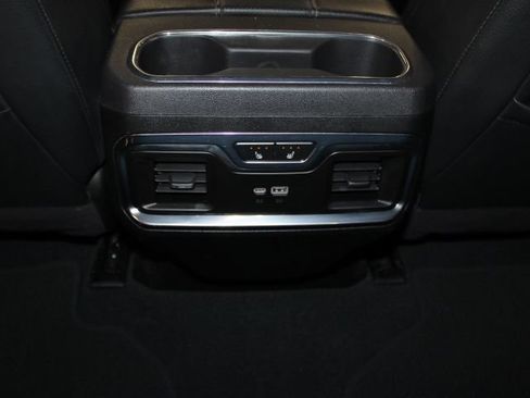 Used 2025 GMC Sierra 1500 Denali w/ Denali Reserve Package AWD/4WD image 23