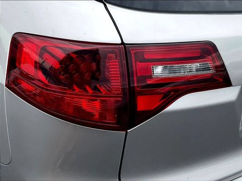 Used 2013 Acura MDX w/ Tech & Entertainment Pkg AWD/4WD image 23
