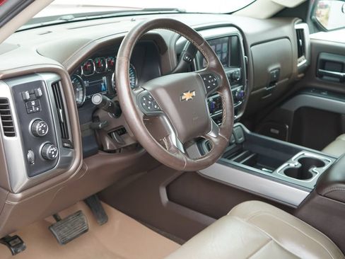 Used 2016 Chevrolet Silverado 1500 LTZ Z71 w/ LTZ Plus Package AWD/4WD image 12