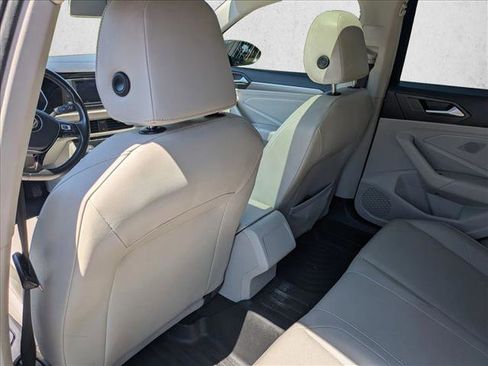 Used 2019 Volkswagen Jetta SE FWD image 13