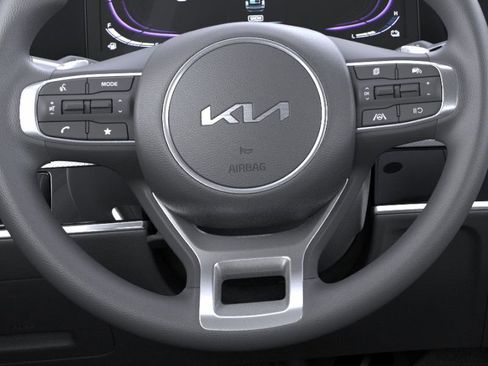 New 2025 Kia Sportage LX image 22