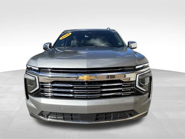 Used 2025 Chevrolet Tahoe Premier AWD/4WD image 2