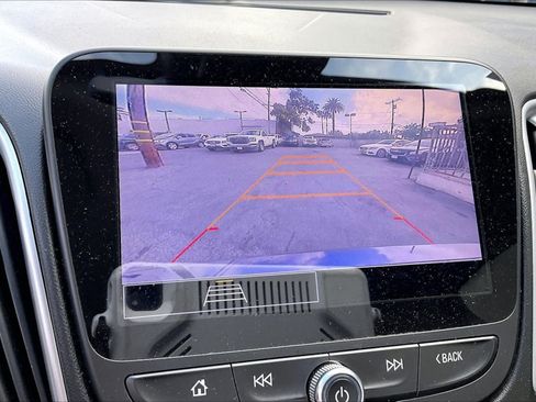 Used 2023 Chevrolet Malibu LT FWD image 21