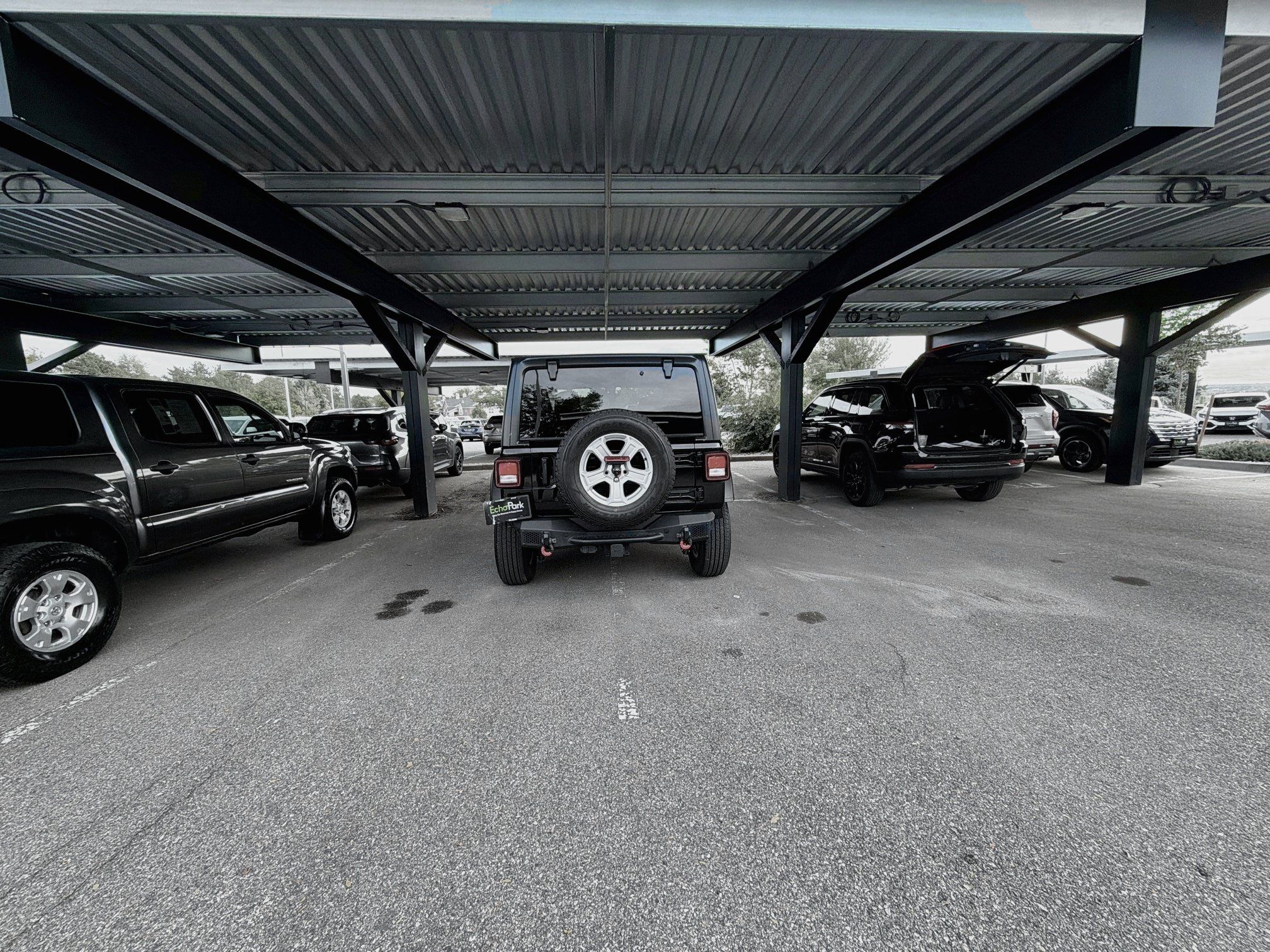 Used 2020 Jeep Wrangler Sport AWD/4WD image 7