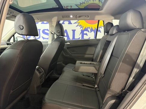 Used 2019 Volkswagen Tiguan SEL image 16