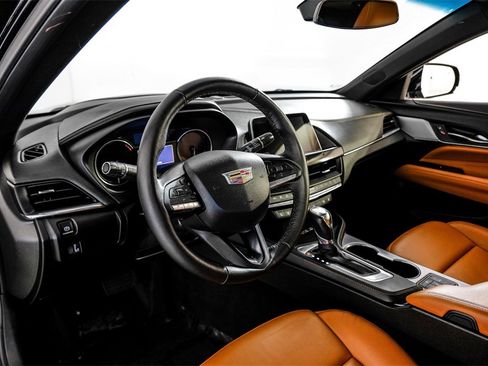 Used 2021 Cadillac CT4 Premium Luxury image 2