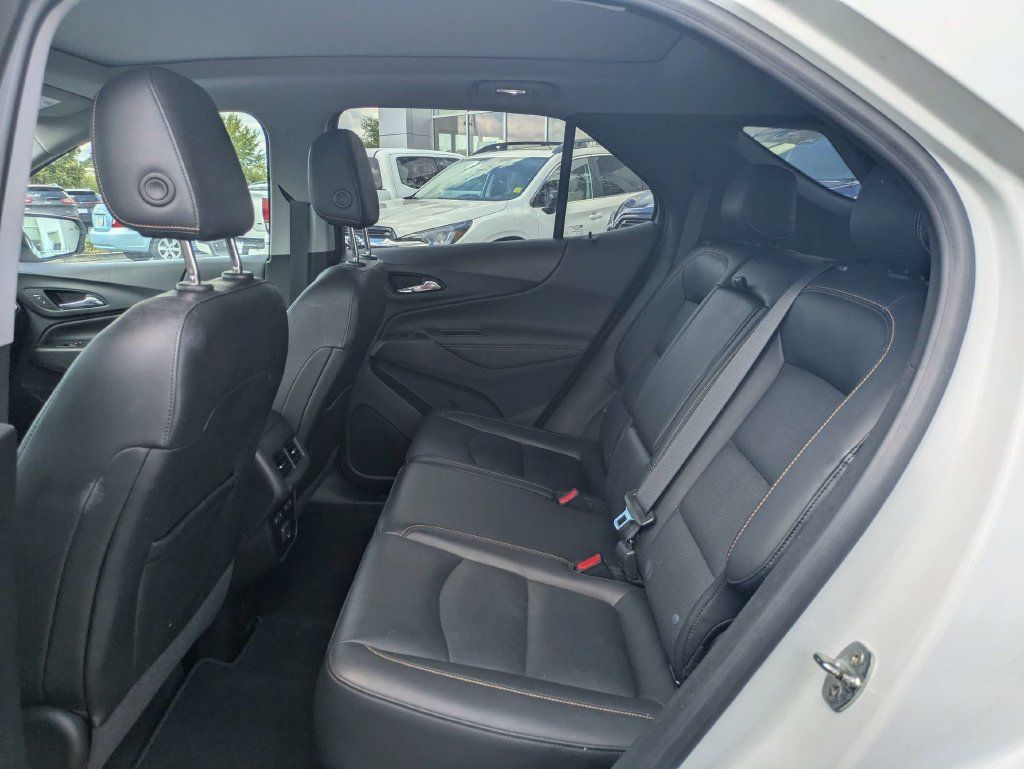 Used 2021 Chevrolet Equinox Premier FWD image 16
