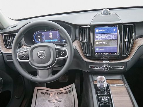 Certified 2023 Volvo XC60 B5 Ultimate image 27