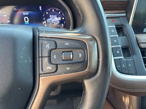 Used 2023 Chevrolet Suburban High Country AWD/4WD image 29