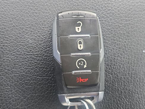 Used 2025 RAM 1500 Lone Star image 30