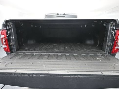 Used 2022 RAM 3500 Laramie AWD/4WD image 30