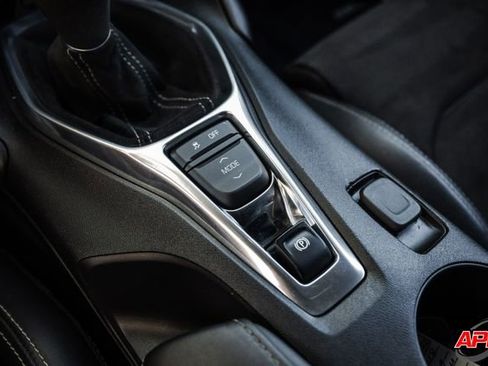 Used 2018 Chevrolet Camaro SS image 18