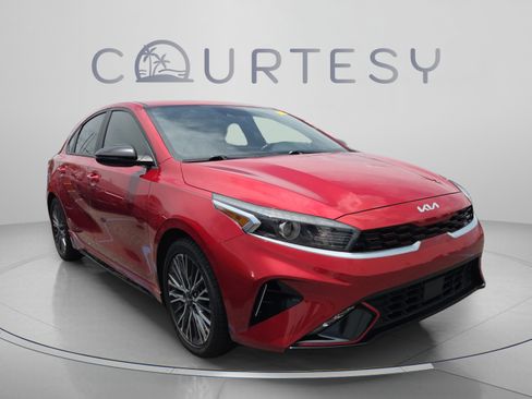 Used 2024 Kia Forte GT-Line w/ GT-Line Premium Package FWD image 3