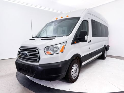 Used 2019 Ford Transit 350 XLT RWD image 11