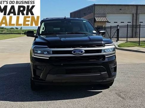 Used 2024 Ford Expedition Max XLT AWD/4WD image 3