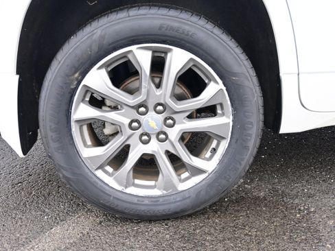 Used 2021 Chevrolet Traverse Premier w/ LPO, Floor Liner Package image 9