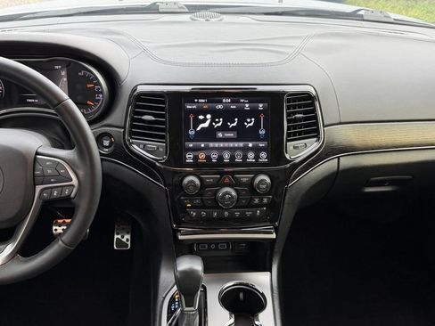 Used 2021 Jeep Grand Cherokee High Altitude RWD image 14