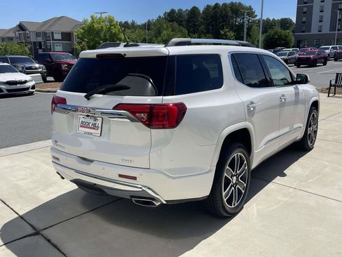 Used 2019 GMC Acadia Denali w/ Technology Package AWD/4WD image 6