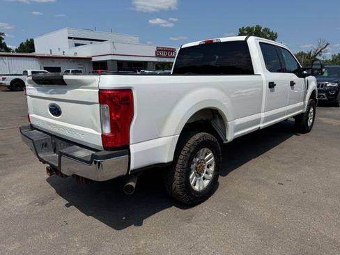 Used 2019 Ford F250 XLT AWD/4WD image 5