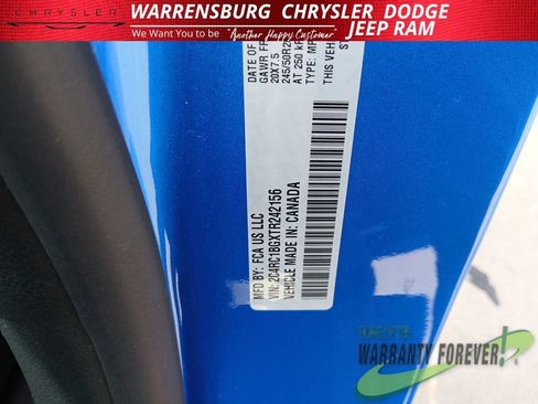 New 2026 Chrysler Pacifica Select FWD image 11