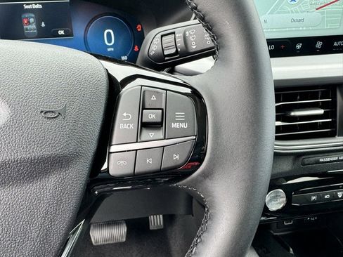New 2025 Ford Escape SE w/ PHEV Premium Package image 22